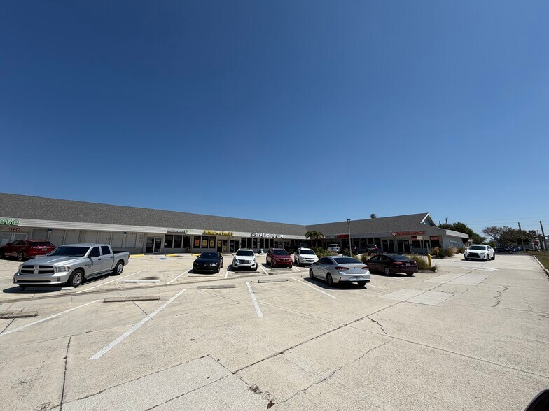More Photos Of 1720 S McCall Rd, Englewood Unknown For Lease