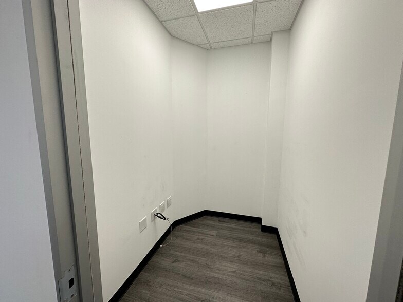 More Photos Of 19968 Franz Rd, Katy Warehouse For Sale