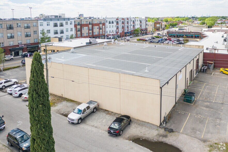 More Photos Of 200 W 21st St, Norfolk Freestanding For Lease