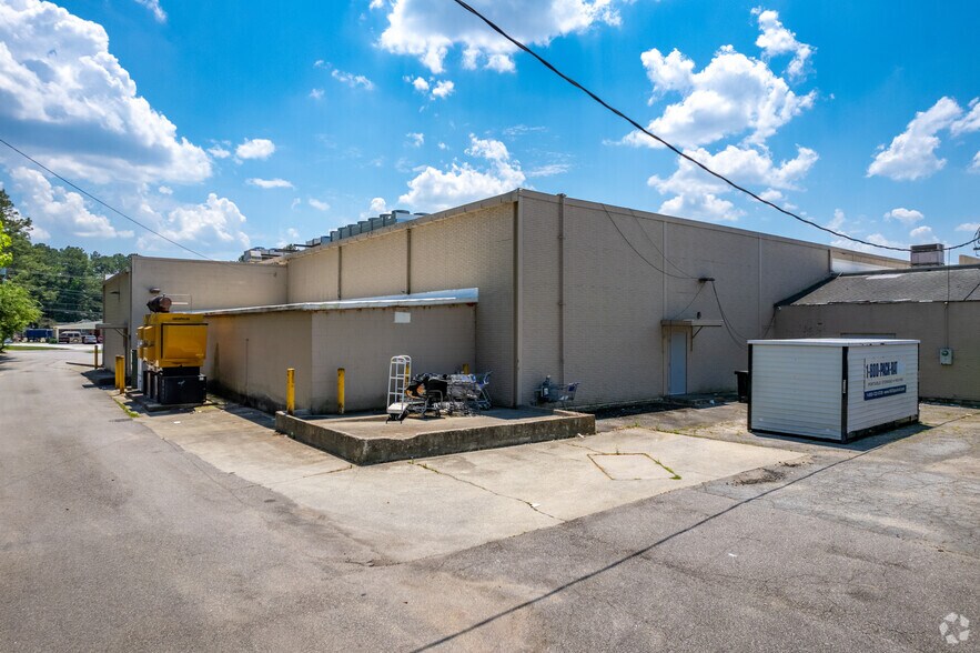 More Photos Of 105-212 N Fairview Rd, Rocky Mount Unknown For Lease
