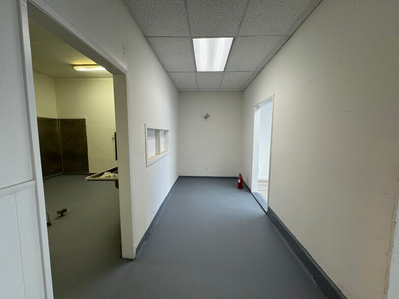 More Photos Of 1551-1555 Clement St, San Francisco Storefront Retail Residential For Lease