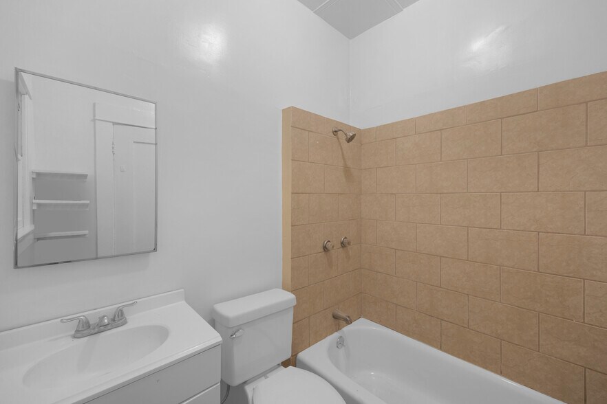 More Photos Of 1364 Cherry Ave, Long Beach Multifamily For Sale