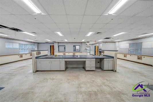 More Photos Of 114 Devaughn Ave, Montezuma Medical For Sale