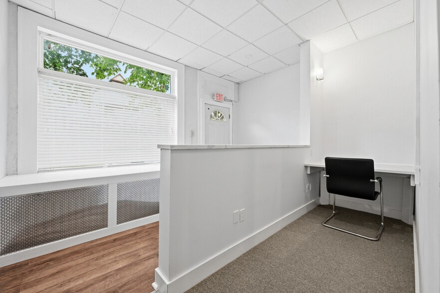 More Photos Of 350 Center Ave, Pittsburgh Office For Sale