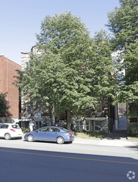 More Photos Of , Montréal Multifamily For Sale