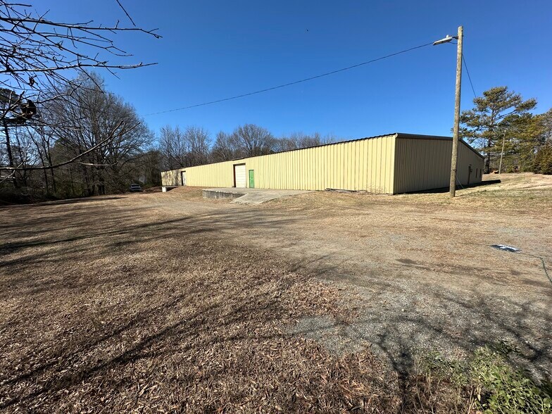 More Photos Of 3502 Choctaw Rd Trl, Stallings Distribution For Lease