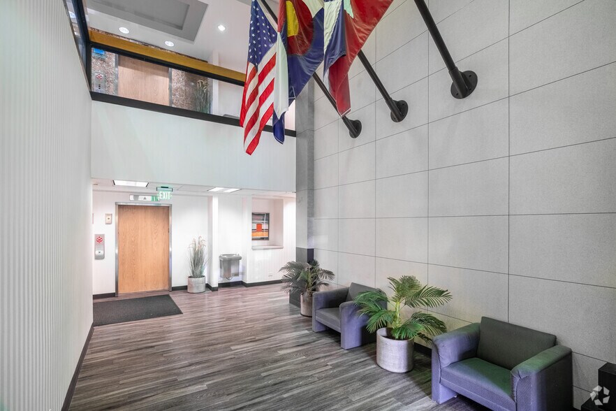 More Photos Of 2121 S Oneida St, Denver Medical For Lease