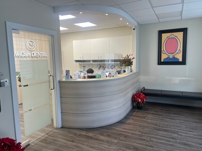 More Photos Of 2812 Long Beach Rd, Oceanside Medical For Lease