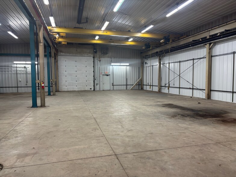 More Photos Of 1221 Groop Rd, Springfield Warehouse For Sale