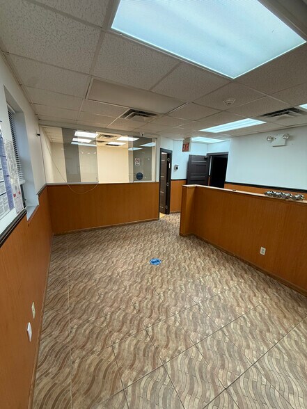More Photos Of 3057 Coney Island Ave, Brooklyn Medical For Lease