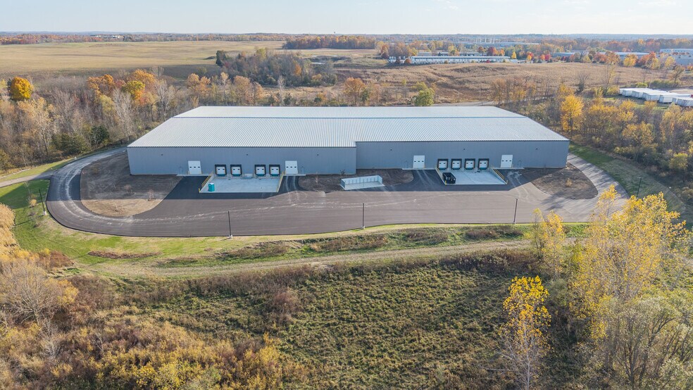 More Photos Of 5725 52nd Street, Grand Rapids Warehouse For Lease