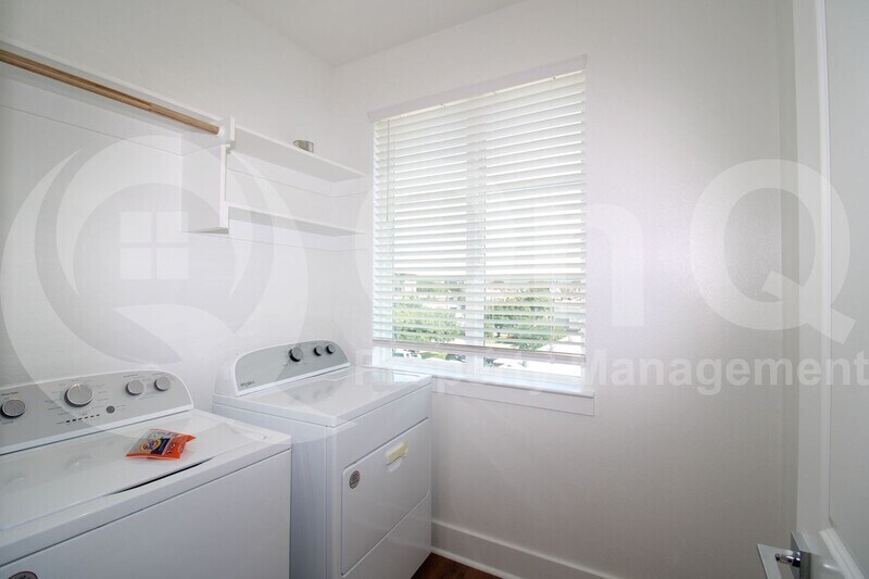 More Photos Of 13325 Bee St, Farmers Branch Apartments For Sale