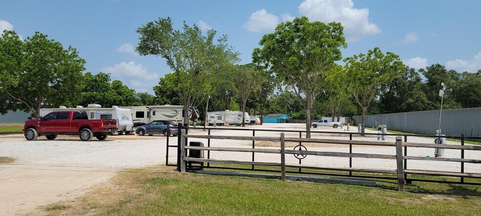 More Photos Of 7315 FM 3126, Livingston Manufactured Housing Mobile Home Park For Sale