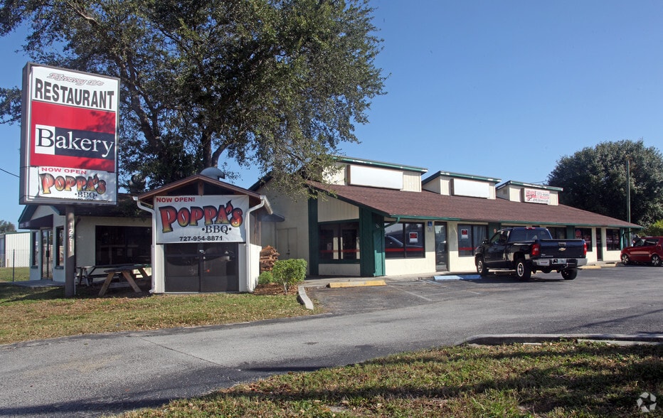 More Photos Of 12211 49th St N, Clearwater Office For Sale