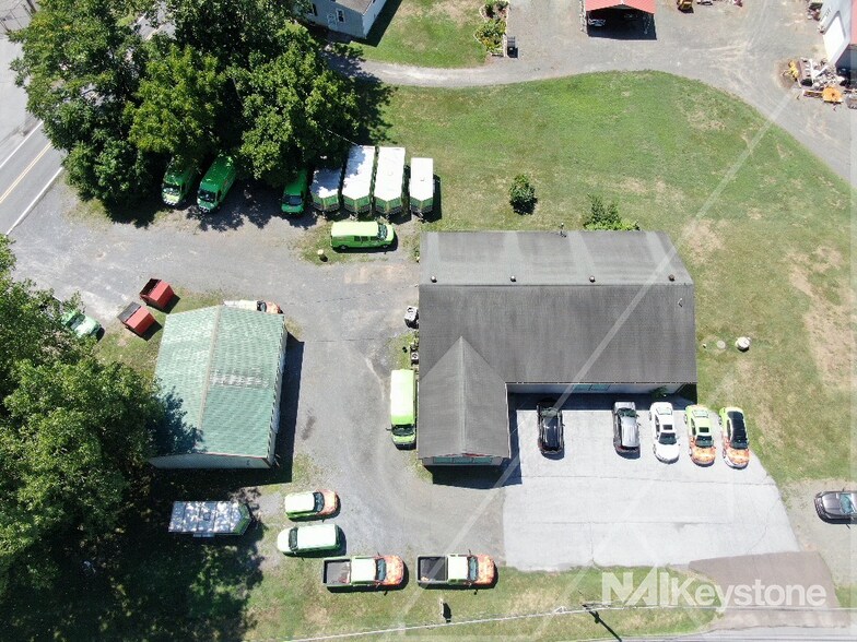 More Photos Of 1612 E Main St, Douglassville Warehouse For Sale