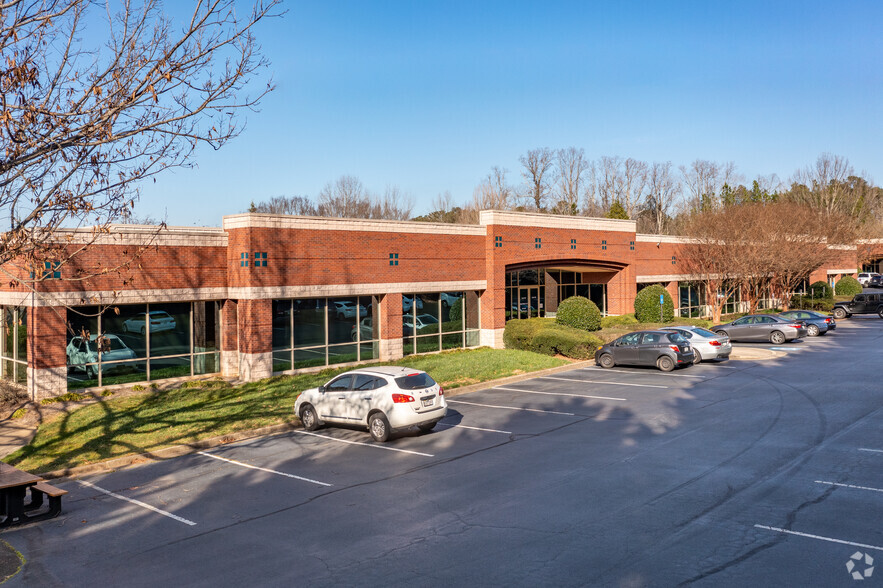 Primary Photo Of 5000 Research Ct, Suwanee Medical For Lease