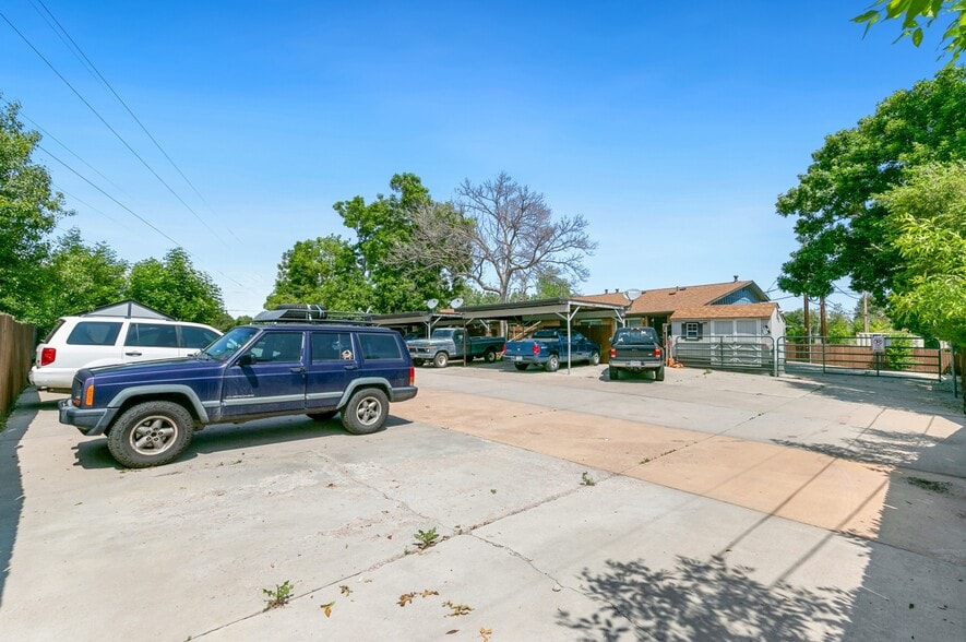 More Photos Of 1220 Allison St, Lakewood Apartments For Sale