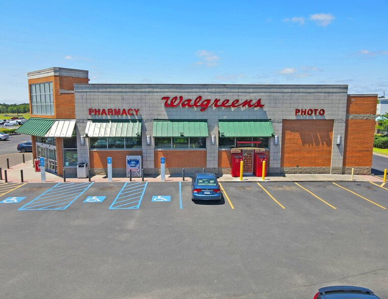 More Photos Of 409 S Columbia Ave, Rincon Drugstore For Sale
