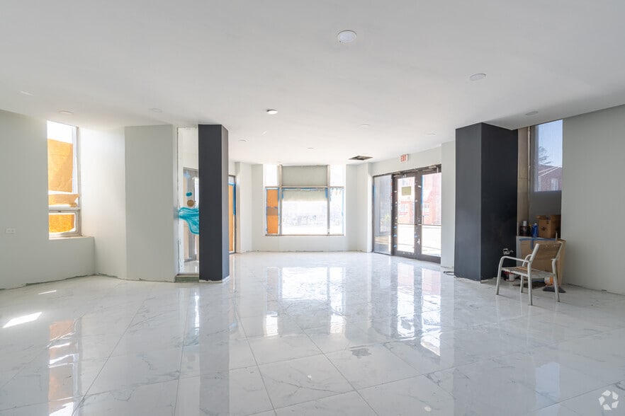 More Photos Of 4192 S Archer Ave, Chicago Bank For Sale