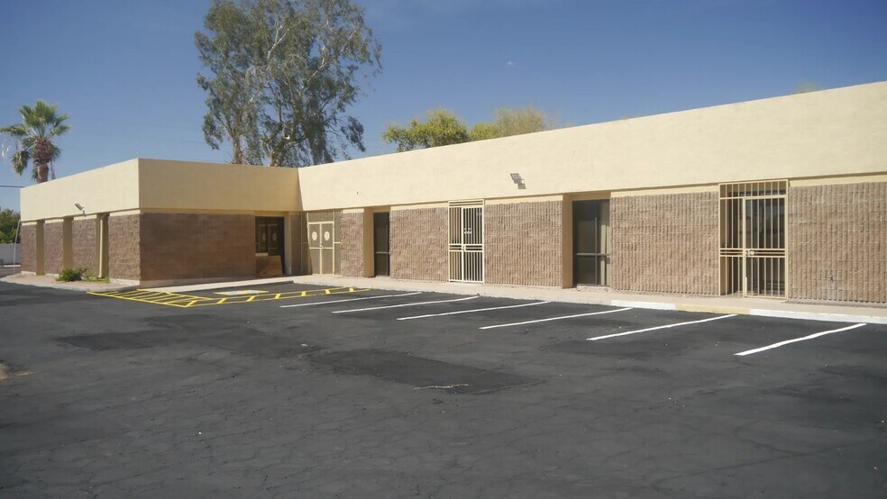 More Photos Of 7509 N 35th Ave, Phoenix Medical For Sale