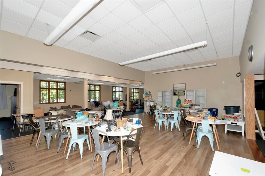 More Photos Of 201 Garden St, Yorkville Medical For Sale