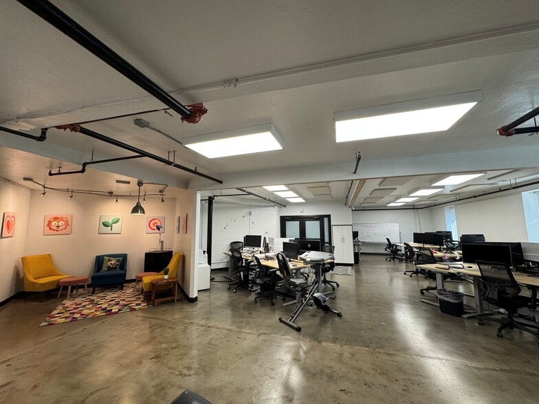 More Photos Of 105-111 N Harrison Ave, Oklahoma City General Retail For Lease