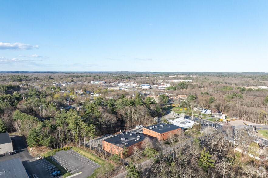 More Photos Of 392-398 Libbey Industrial Pky, Weymouth Light Manufacturing For Sale