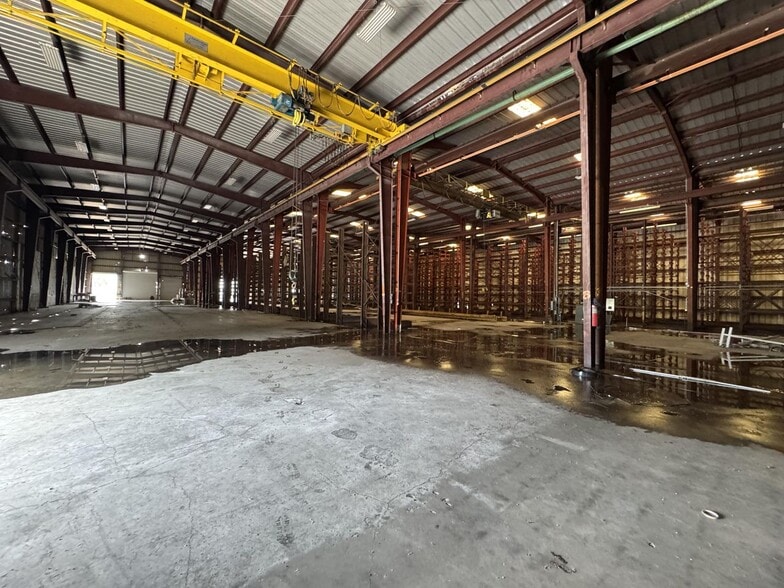 More Photos Of 4342 Michoud Blvd, New Orleans Manufacturing For Sale