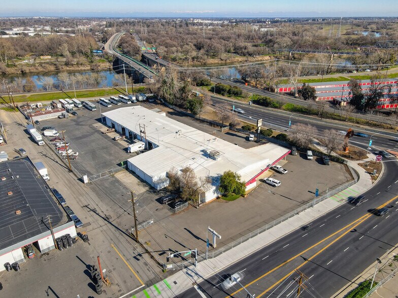 More Photos Of 1441 Richards Blvd, Sacramento Service For Lease
