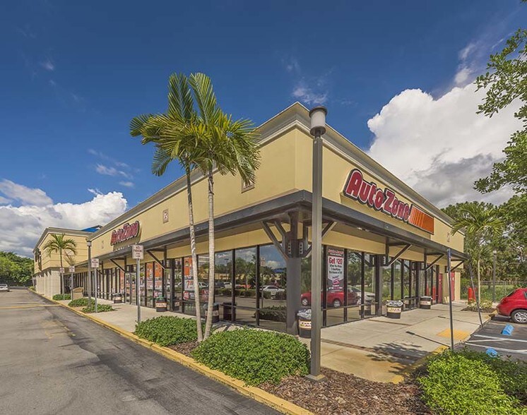 More Photos Of 3795-3895 Tamiami Trl E, Naples Unknown For Lease