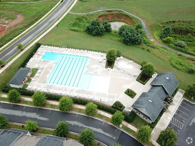 More Photos Of 1005 Heathercroft Cir, Crozet Apartments For Lease