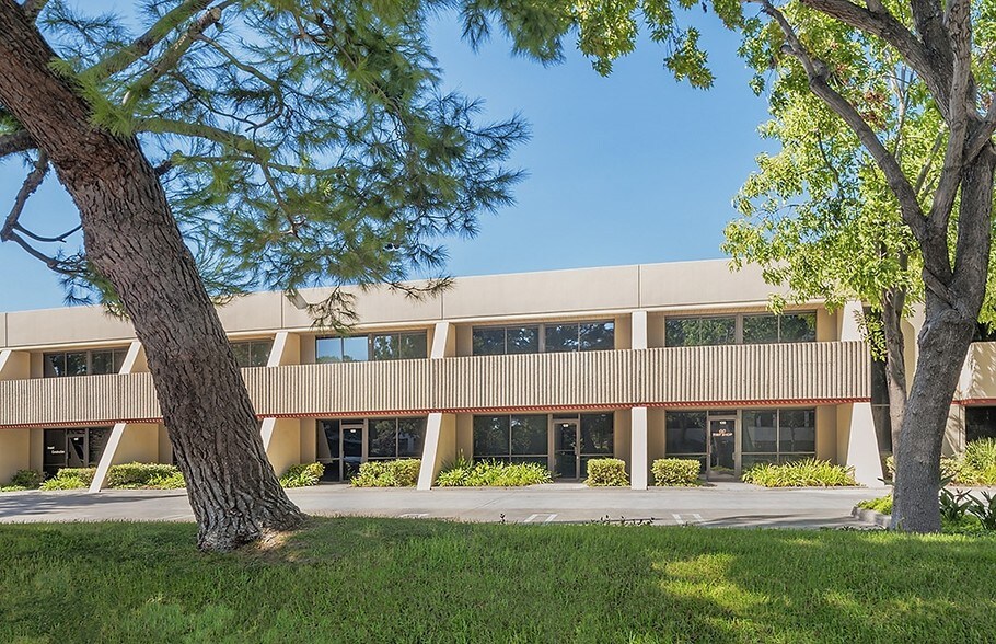 More Photos Of 2691 Richter Ave, Irvine Light Manufacturing For Lease