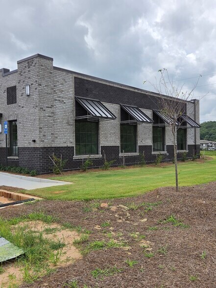 More Photos Of 54 Club Forest Rd, Dawsonville Office For Sale