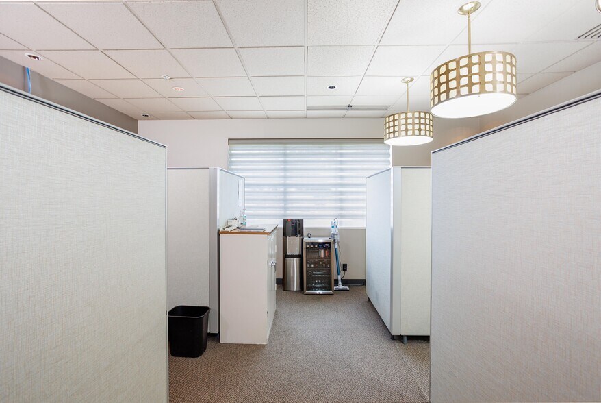 More Photos Of 14300 SE First St, Vancouver Office For Lease