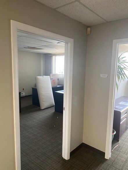 More Photos Of 1275 Bloomfield Ave, Fairfield Warehouse For Lease