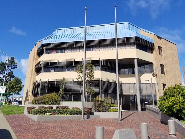 Primary Photo Of 950 John Daly Blvd, Daly City Office For Lease