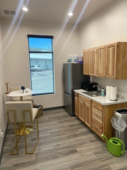 More Photos Of 928 S 500 W, Salt Lake City Warehouse For Lease