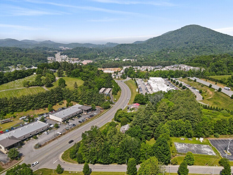 More Photos Of 1545 U. S. Highway 421, Boone Land For Sale