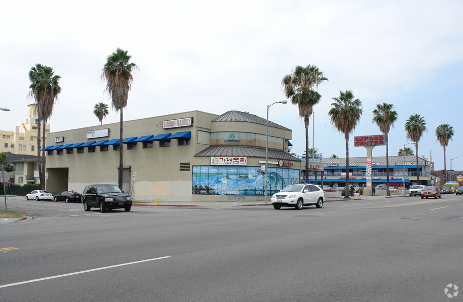 More Photos Of 3500-3548 W 8th St, Los Angeles Unknown For Lease