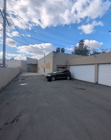 More Photos Of 1315 N Main St, Santa Ana Freestanding For Sale