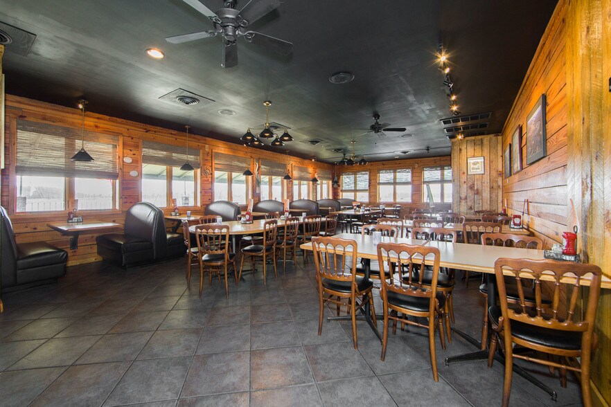 More Photos Of 9100 Wilcox Neck Rd, Charles City Marina For Lease