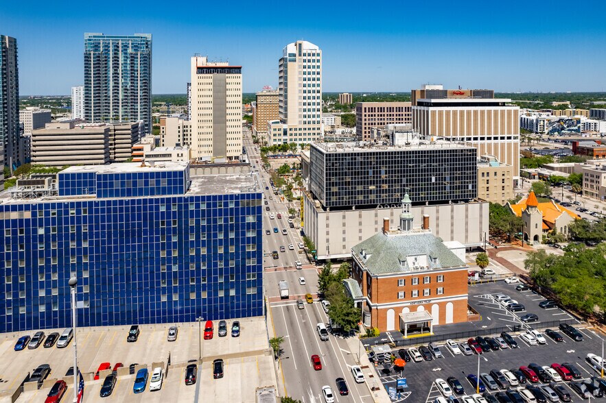 More Photos Of 425 N Florida Ave, Tampa Office For Lease