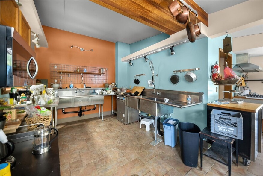 More Photos Of 16708 140th Pl NE, Woodinville Winery Vineyard For Lease