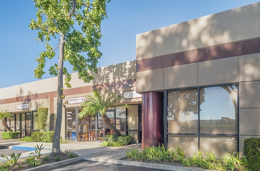 Primary Photo Of 17145 Von Karman Ave, Irvine Light Manufacturing For Lease