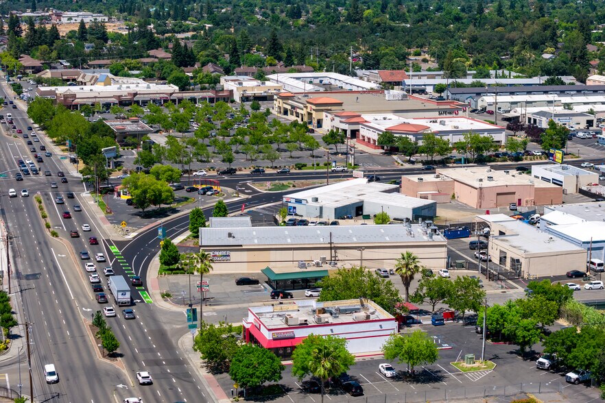 More Photos Of 7400 Fair Oaks Blvd, Carmichael General Retail For Sale