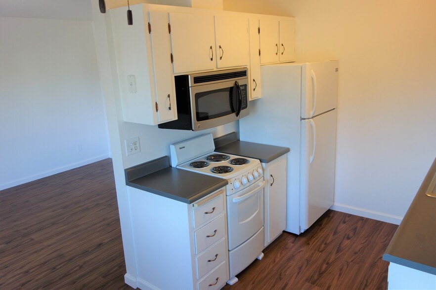 More Photos Of 433 Sonoma Ave, Santa Rosa Apartments For Sale