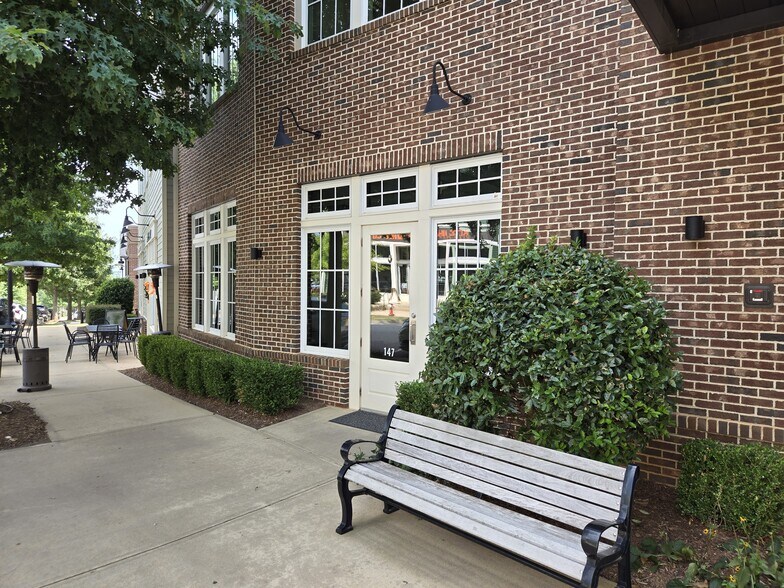 More Photos Of 141-151 Thomas Green Blvd, Clemson Unknown For Lease