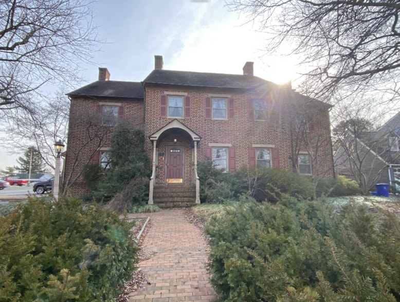 More Photos Of 90 W Main St, New Market Industrial For Sale