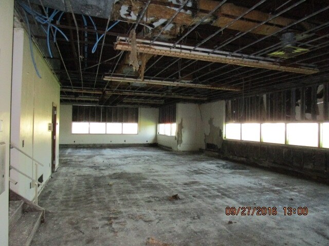 More Photos Of 210 Broadus St, Sturgis Manufacturing For Sale