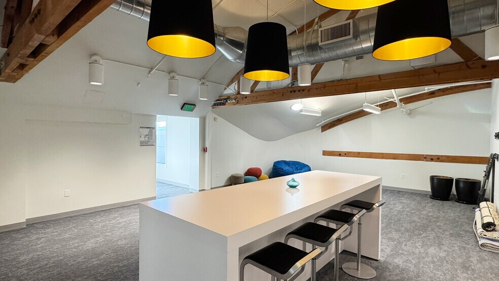 More Photos Of 1115 3rd St, San Rafael Office For Sale